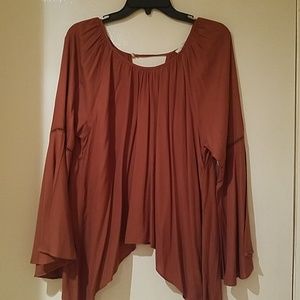 Women's Top
